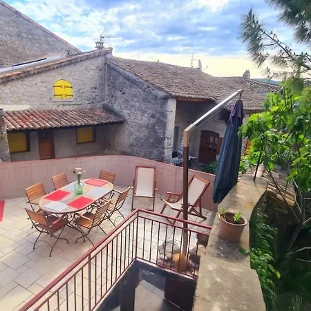 Hébergement de vacances Maison Le Levant à *