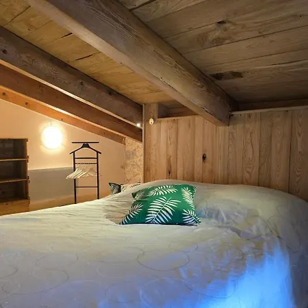 Casa de Férias Maison Le Levant à Chauzon