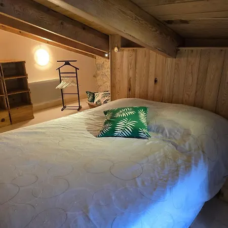 Holiday home Maison Le Levant A